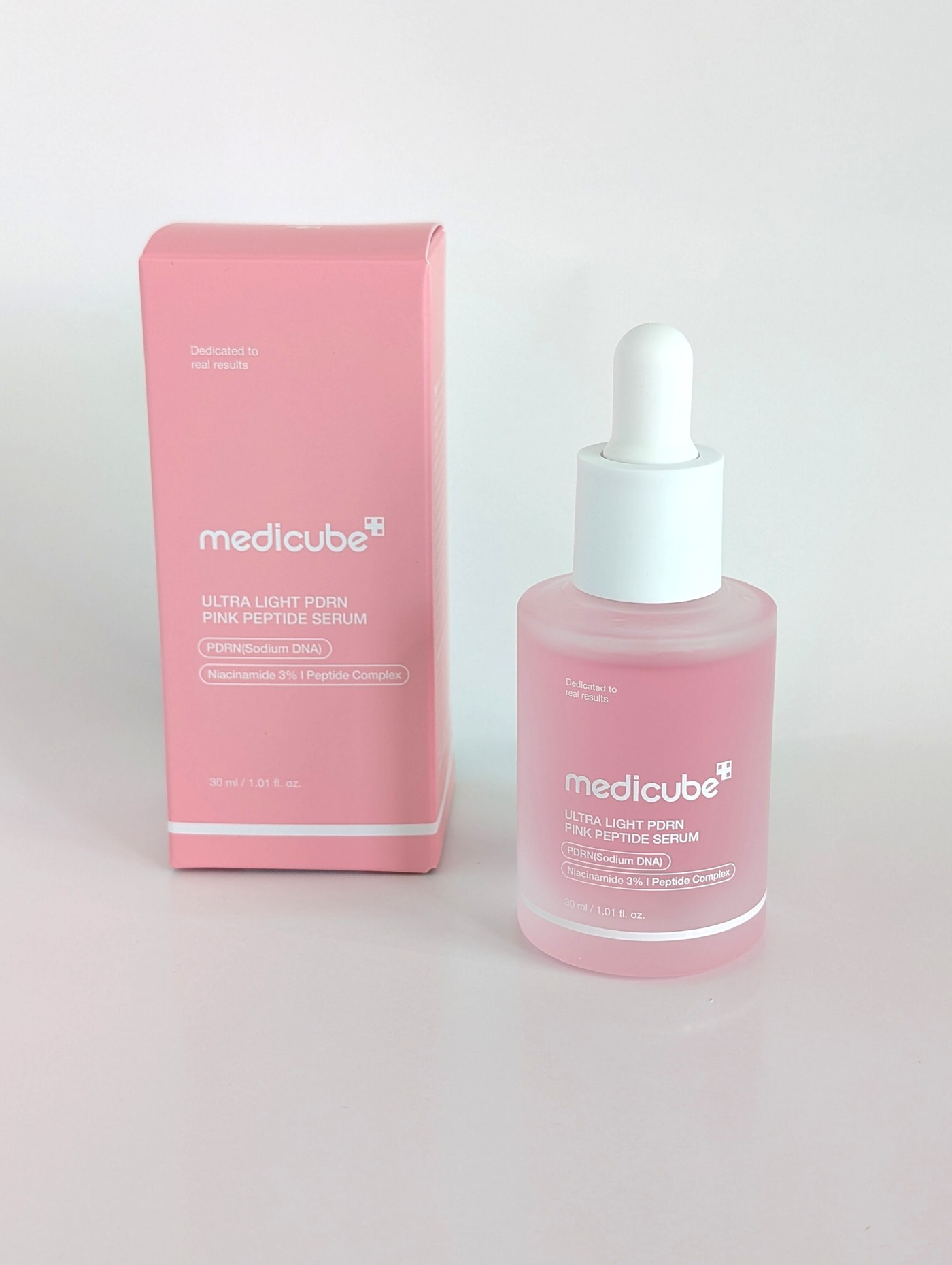 【Medicube（メディキューブ）】見た目の可愛さに反して本格派！「PDRNピンクペプチドセラム」レビュー